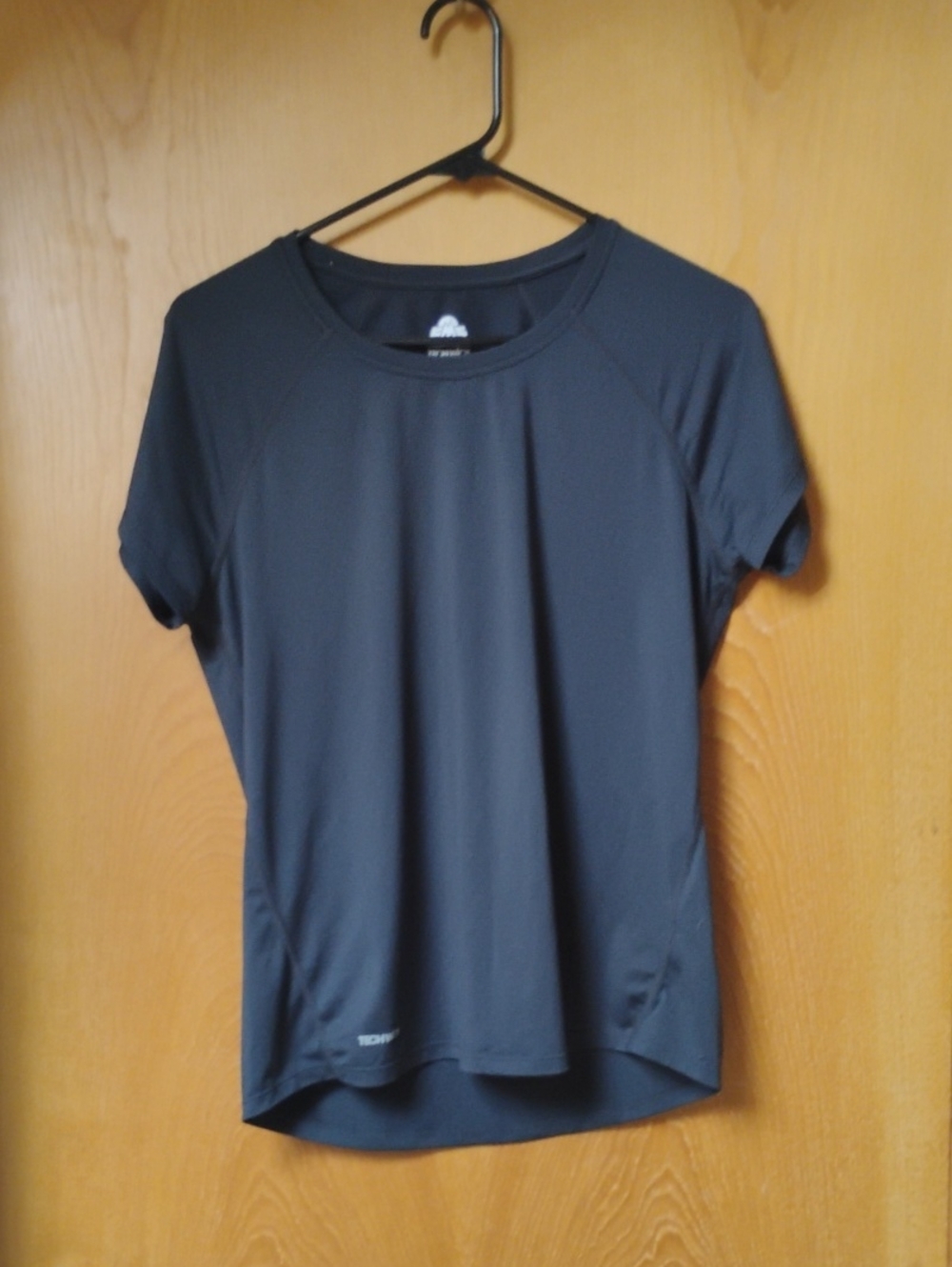 EMS Women's techwick Top